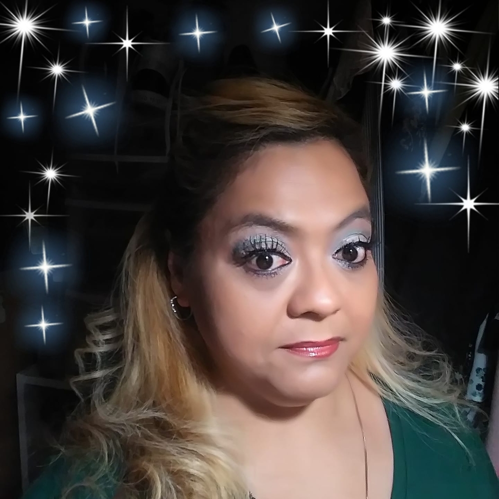 Meet your Posher, Christina